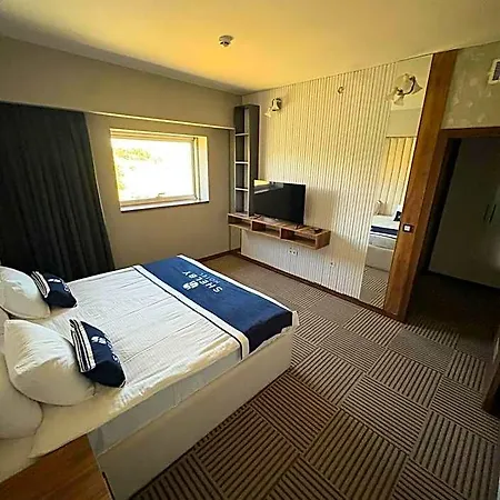 Shelby Hotel Talas