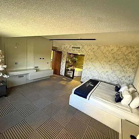Hotel Shelby 4*